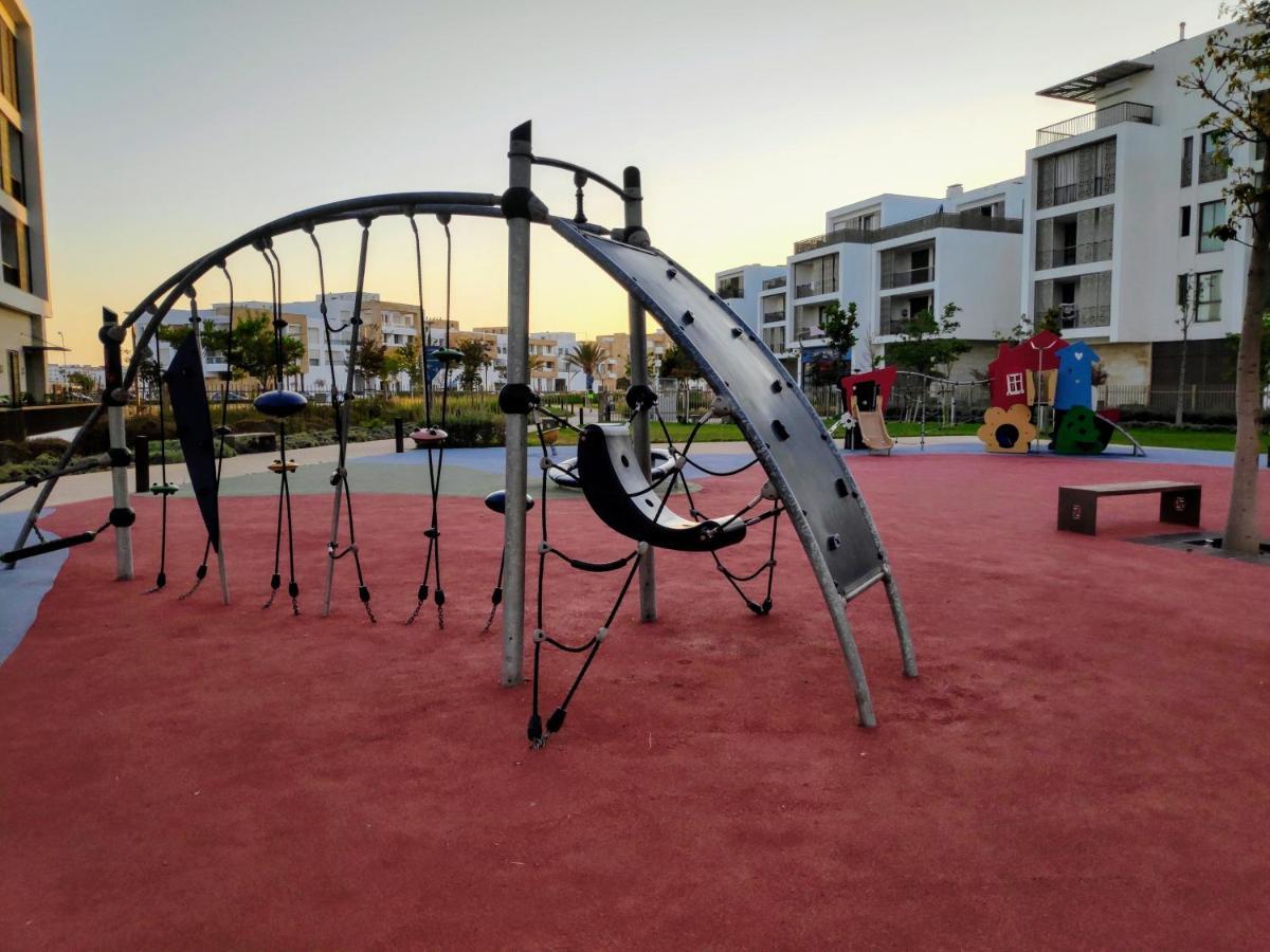 La Marina Luxury Apartment Fully Furnished Free Wifi, High Standard Residence, Amazing Prime Location Close To Restaurants, Transport, Beach And Bouregreg River Salé Luaran gambar